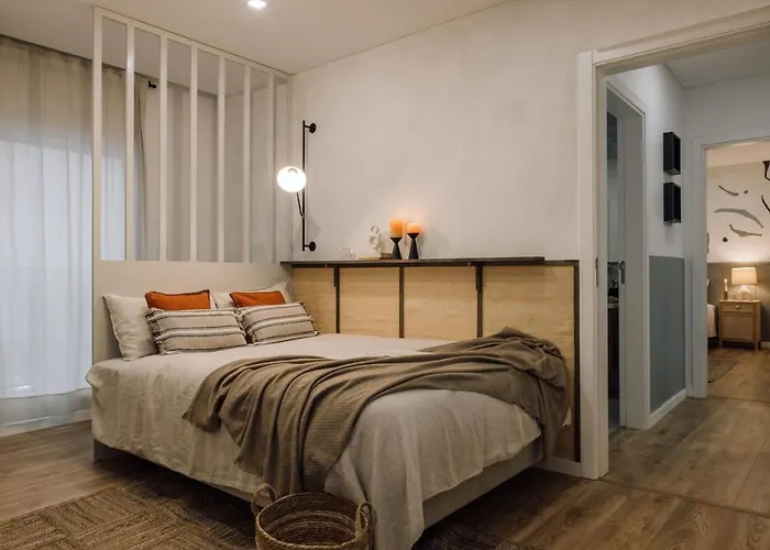 Apartamento Linares - 2 Bedrooms, Terrace In Campo De Ourique Lisboa