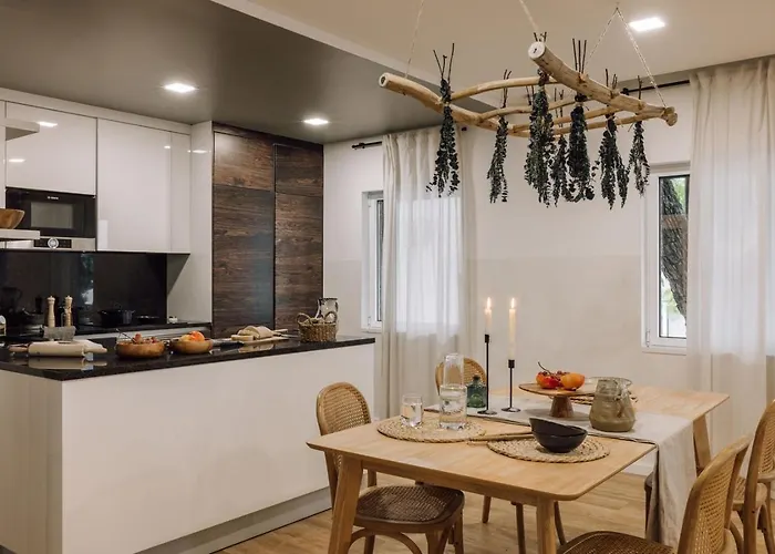 Linares - 2 Bedrooms, Terrace In Campo De Ourique Apartman Lisboa