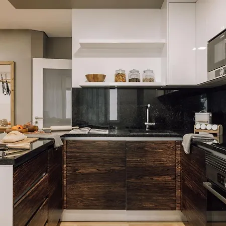 Linares - 2 Bedrooms, Terrace In Campo De Ourique Apartmán Lisboa