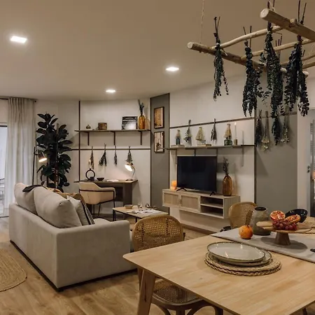 Linares - 2 Bedrooms, Terrace In Campo De Ourique Apartmán Lisboa