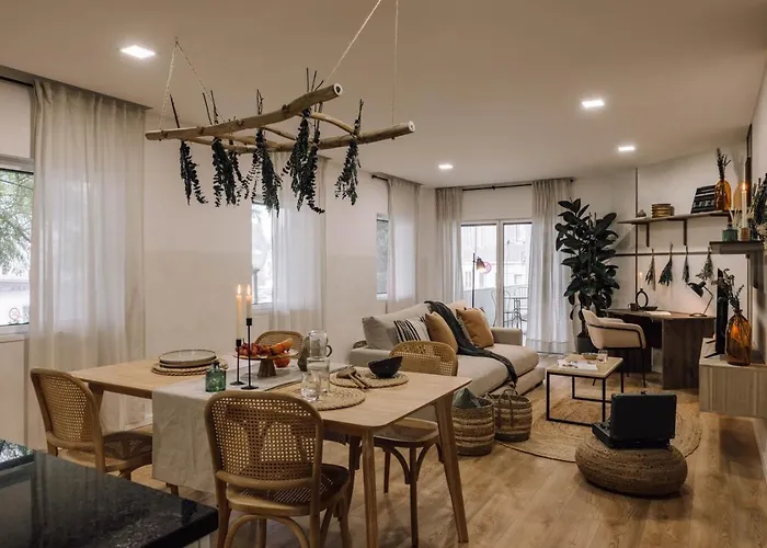 Linares - 2 Bedrooms, Terrace In Campo De Ourique Apartmán Lisboa