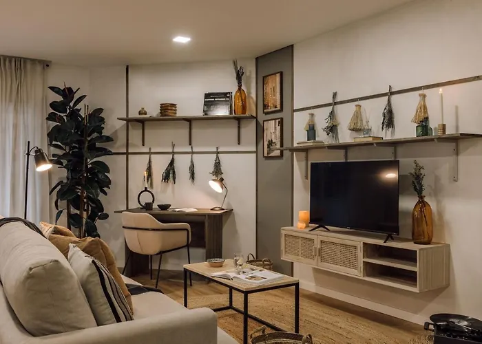 Linares - 2 Bedrooms, Terrace In Campo De Ourique Apartmán *